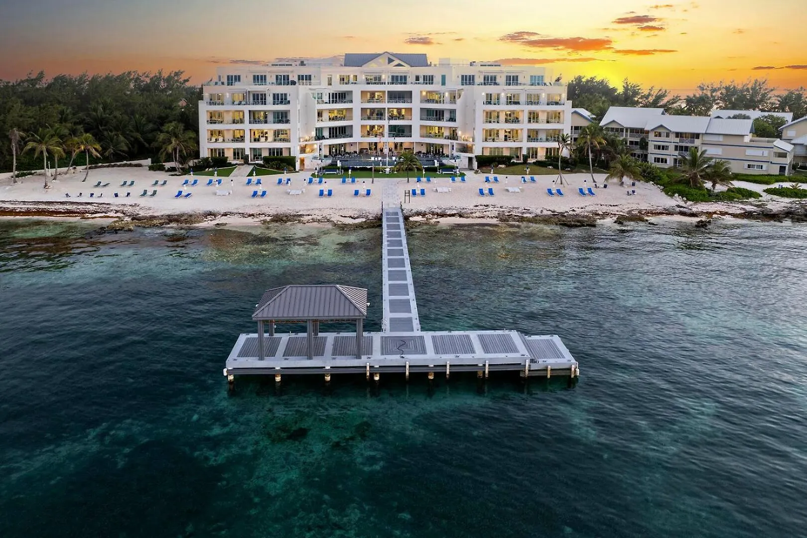 Apartment Rum Point Resort 504 Penthouse Driftwood Village Kaimaninseln